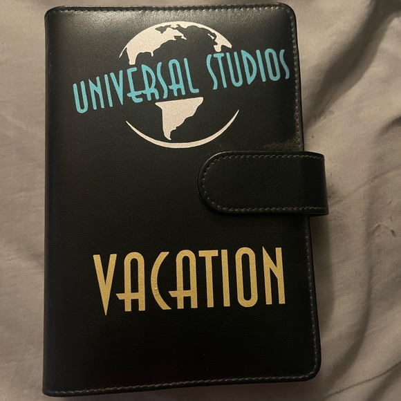 Universal Studios Black Travel Wallet for cash stuffing - Picture 1 of 10